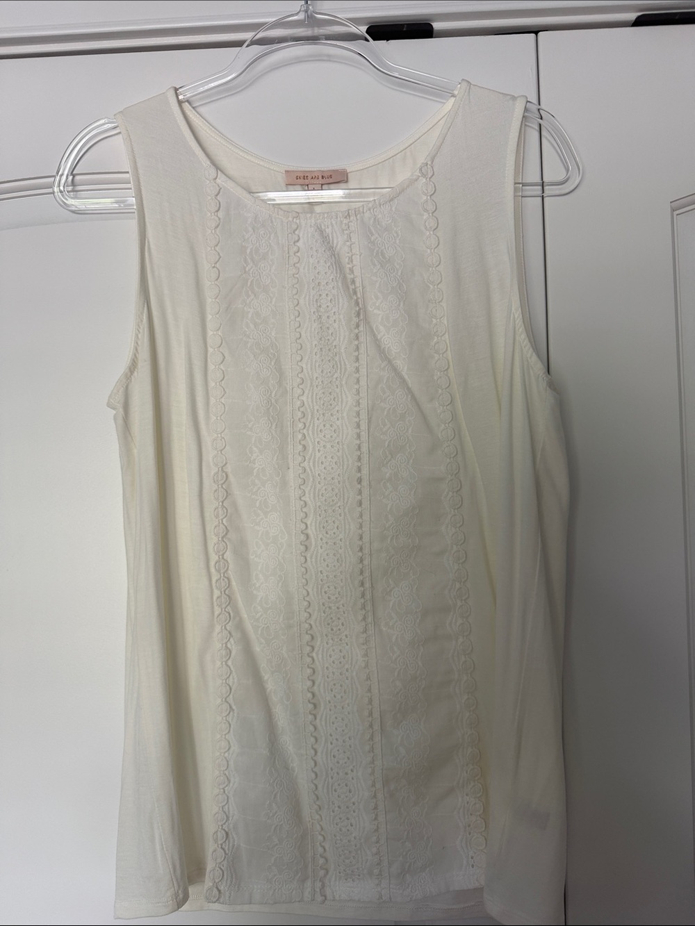 Skies Are Blue Cream Lace-Panel Sleeveless Tank
